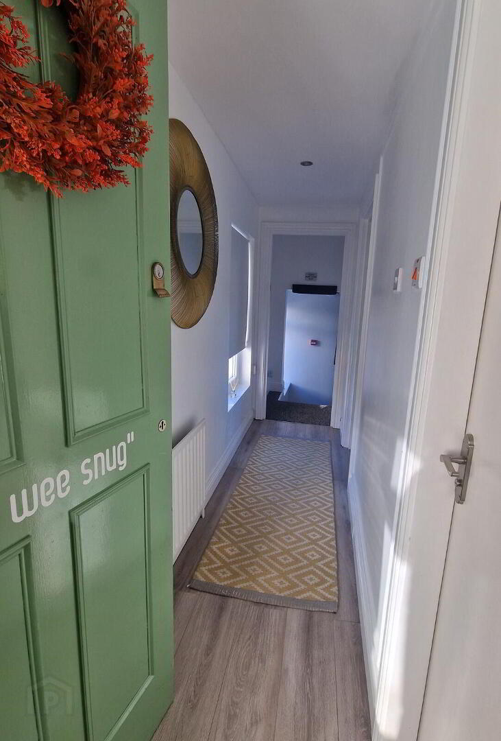 Apt 2 Holiday, 64 Causeway Street 2 of 7