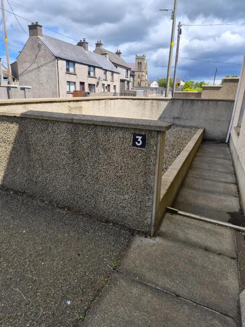 Bridge House, 3 Ballymartin Village 40 of 41