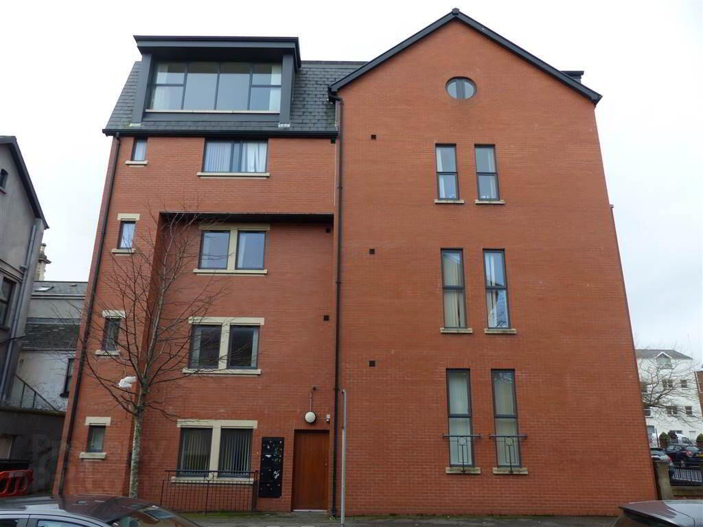 Unit 4, 117 University Street 1 of 8