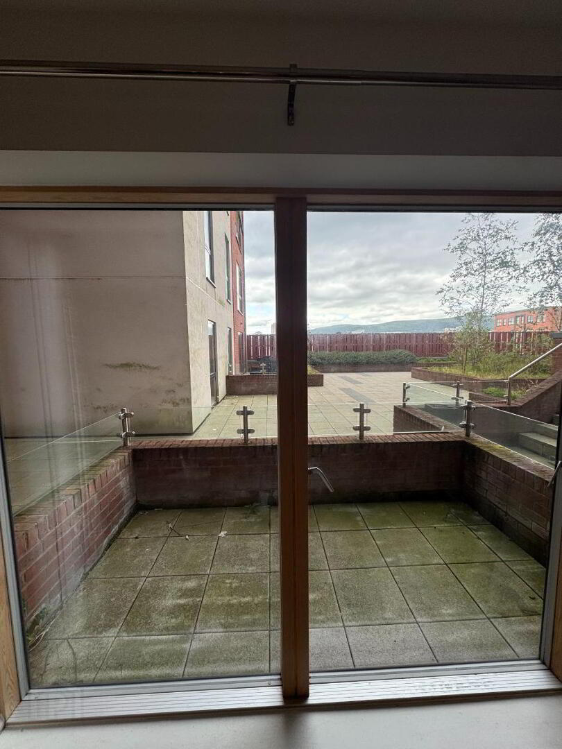 208 Portland 88, 55 Ormeau Road 11 of 12