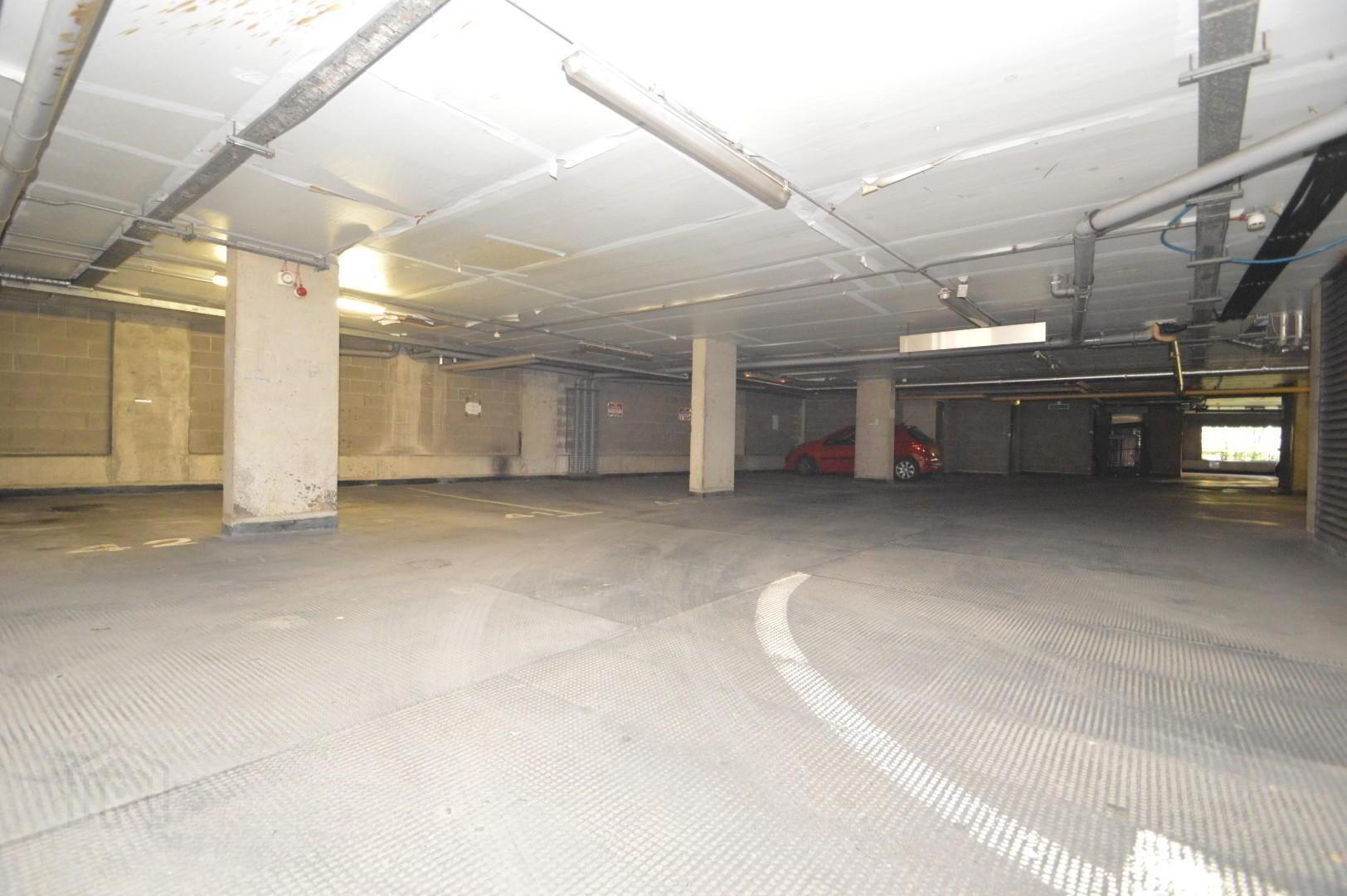 Apt 601 Park Avenue, 12 Bankmore Street 15 of 15