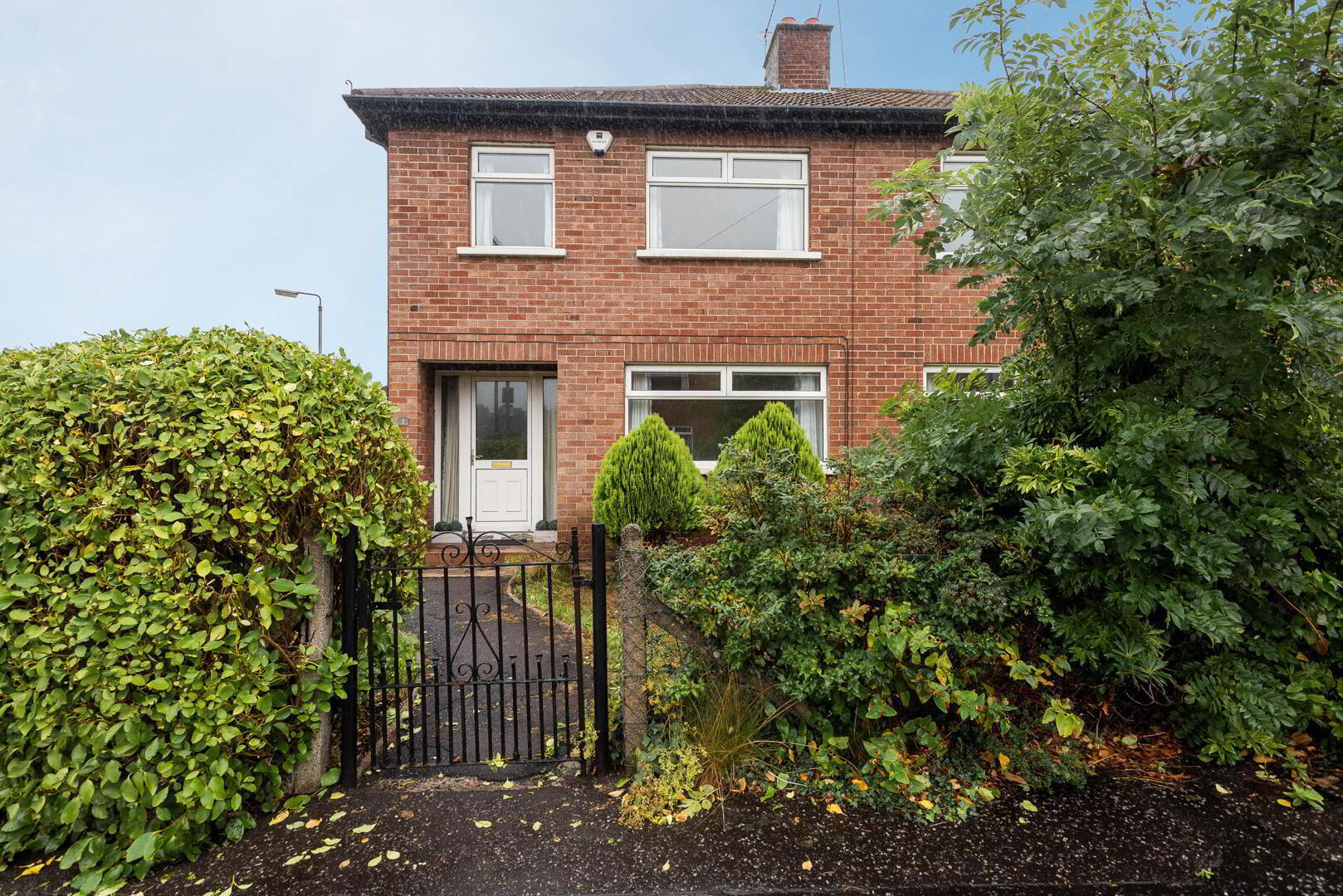 2 Prince Edward Drive 1 of 16