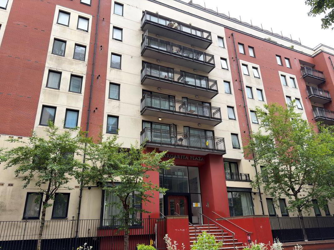 81 Adelaide Street 2 of 25