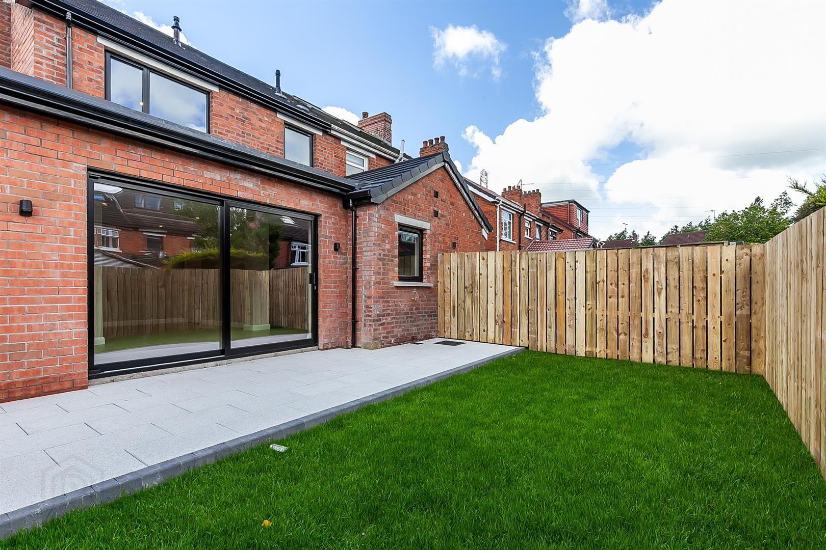 9 Ashton Avenue 28 of 28