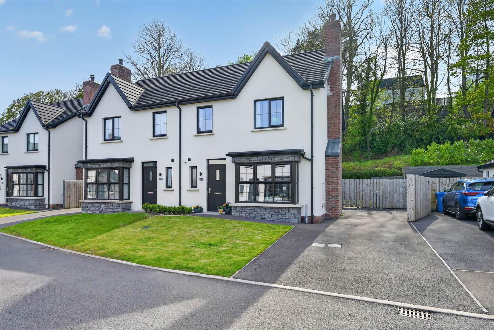 26 Blackrock Grove 1 of 32