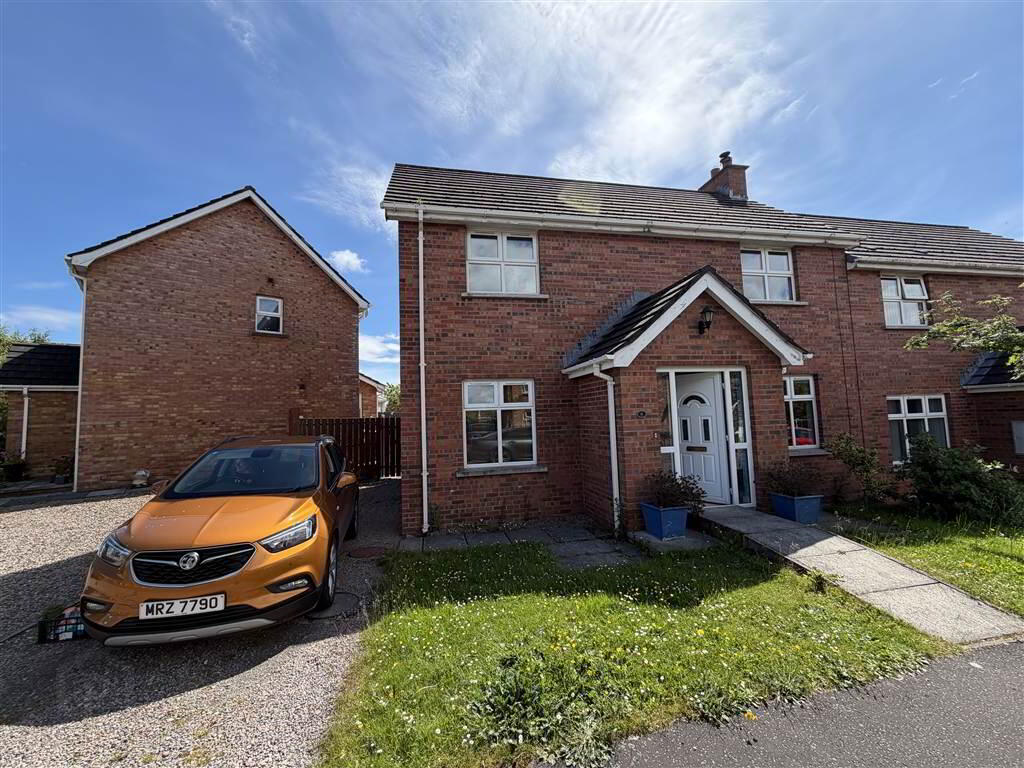 6 Demesne Crescent 1 of 25