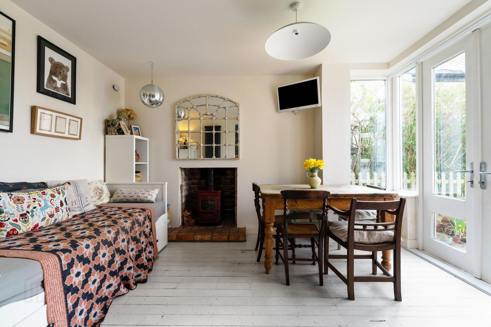 50 Ashley Gardens 3 of 19