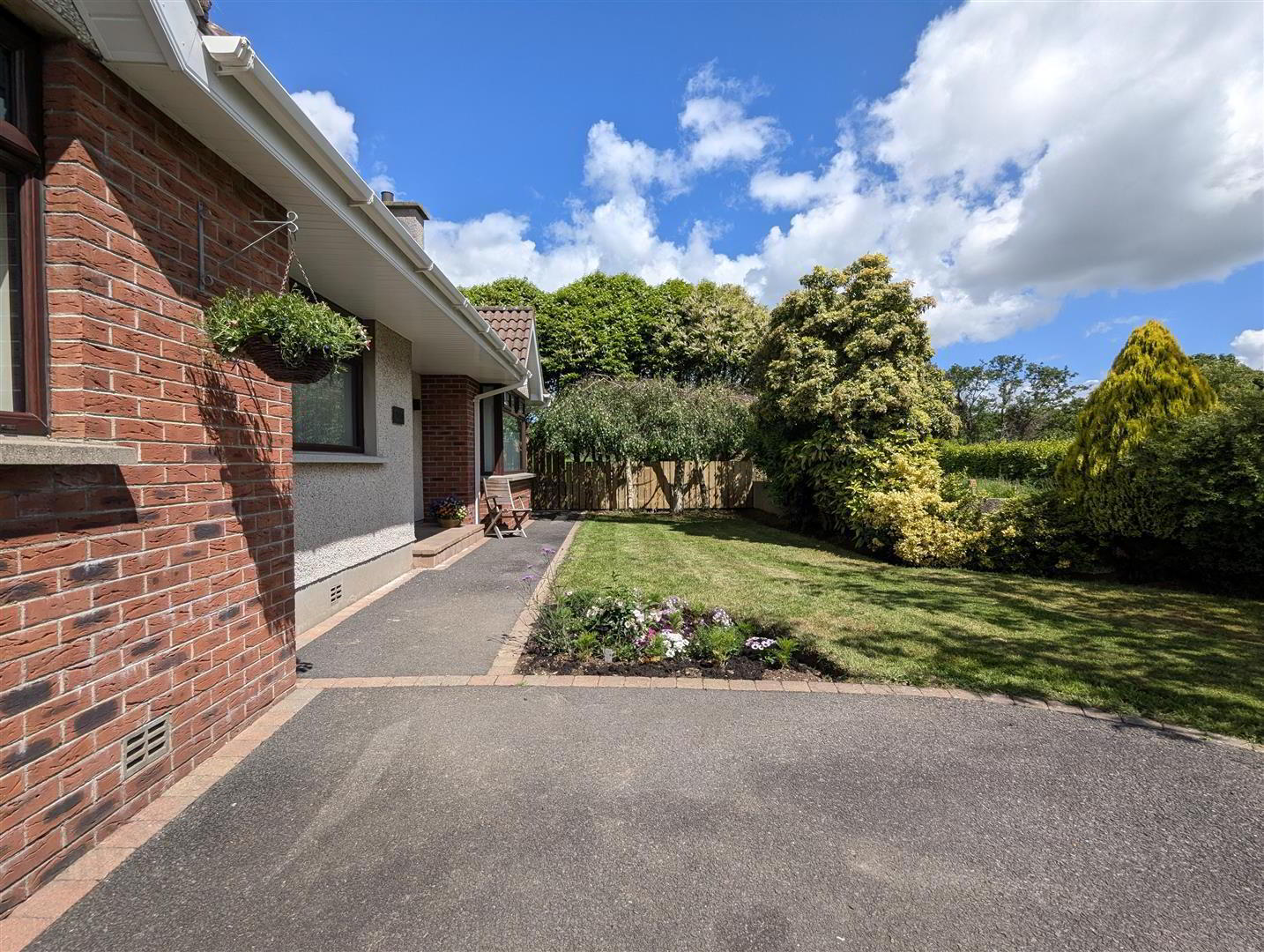 6 Marguerite Drive 2 of 41