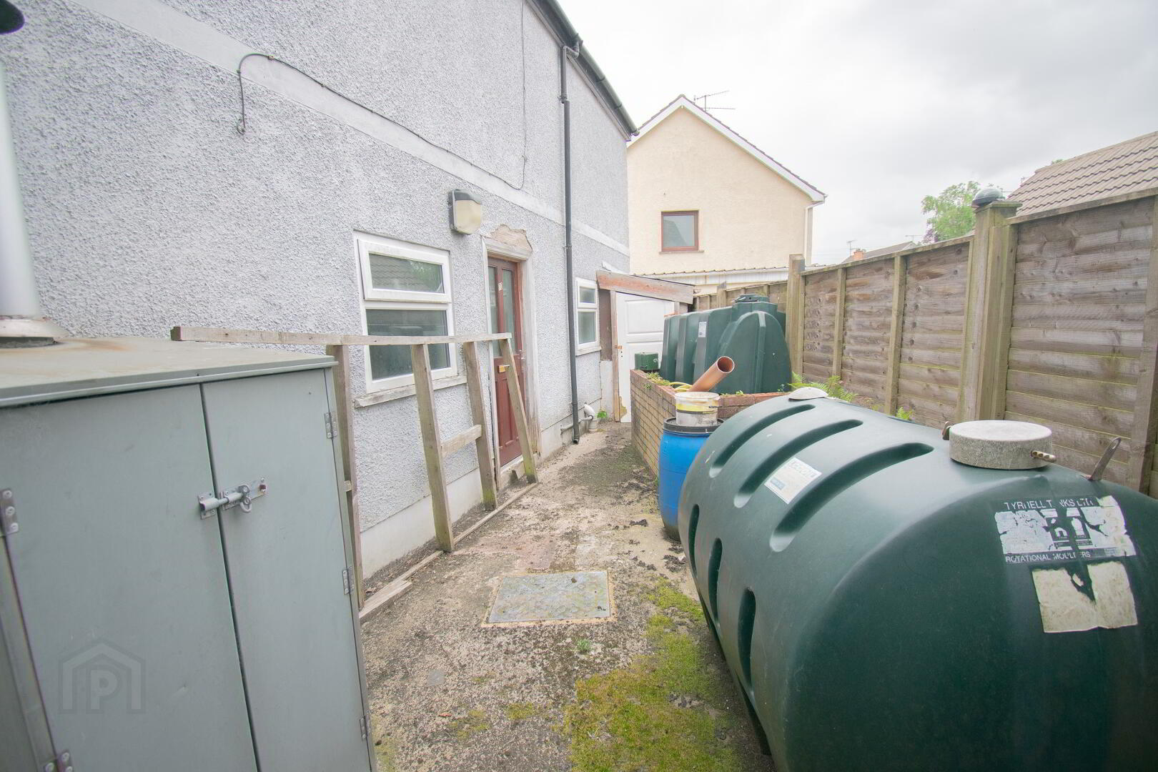 HOUSE & GARAGE CONVERSION, 26 Hugomont Park 25 of 26