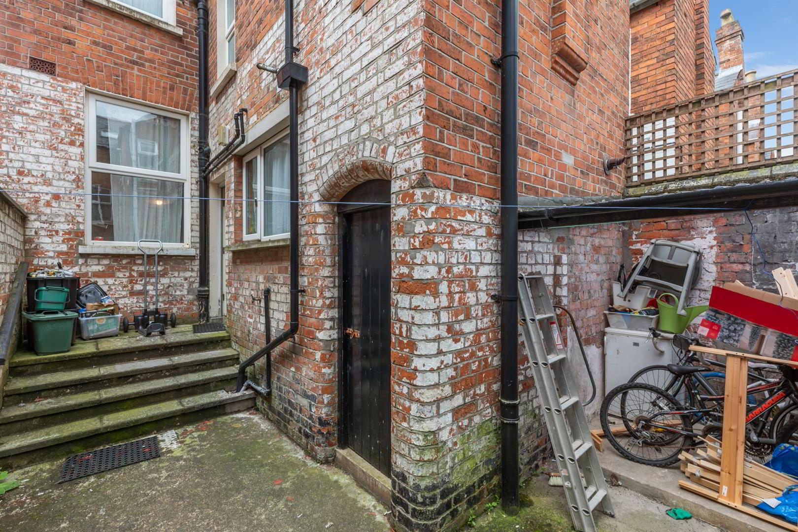 3 Rossmore Avenue 25 of 25