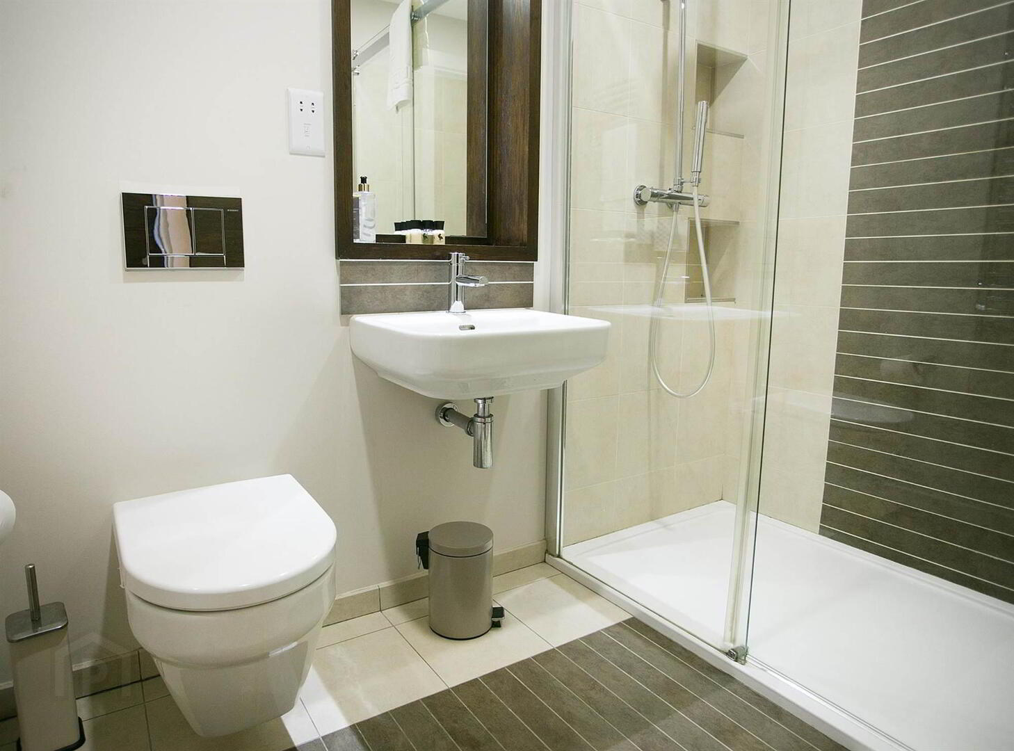 73 Custom House Residence, 4 Ulster Street 10 of 10