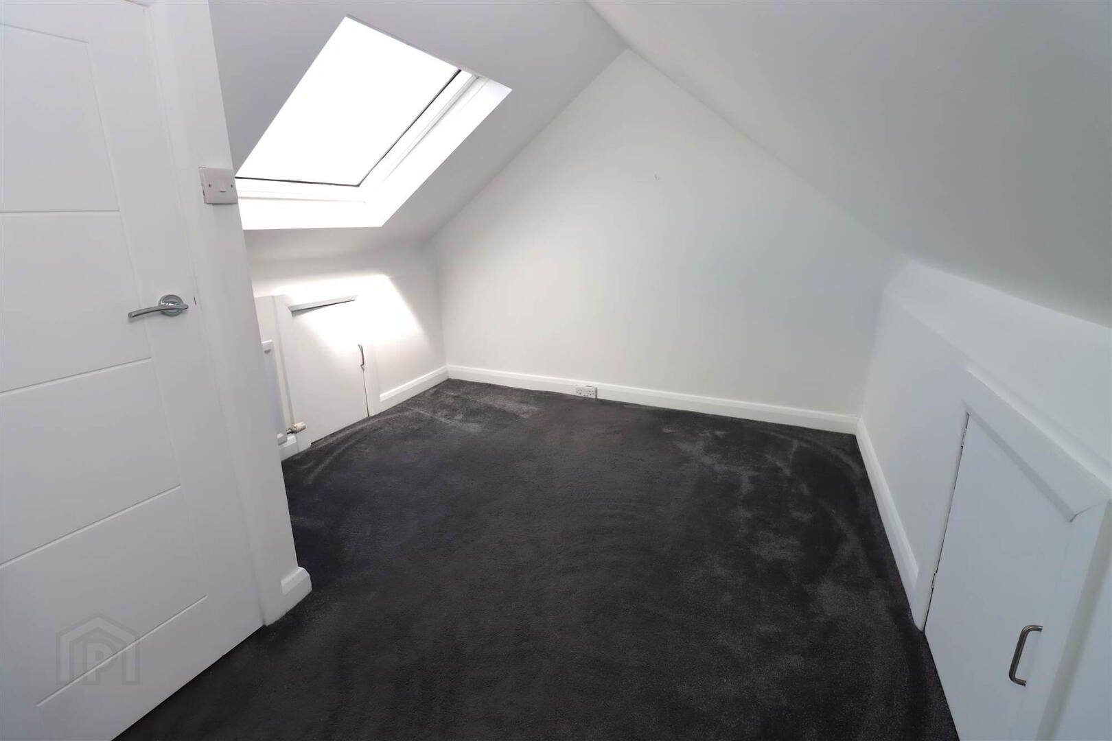 6 Colvil Street 12 of 12