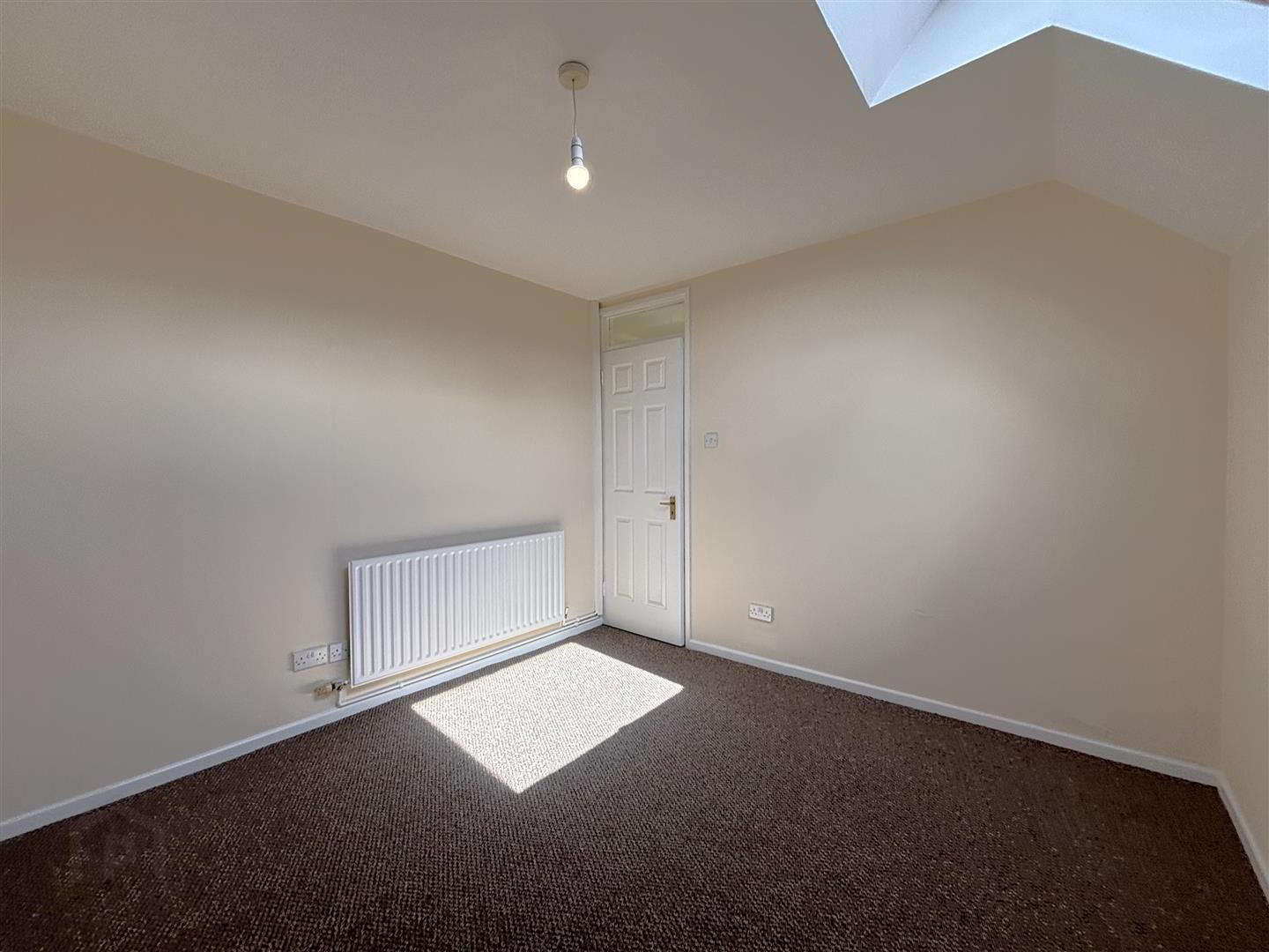 13 Chichester Gardens 14 of 15