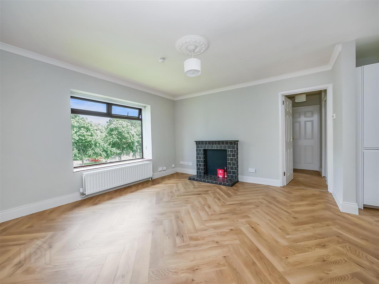 145b Belvoir Drive 2 of 10