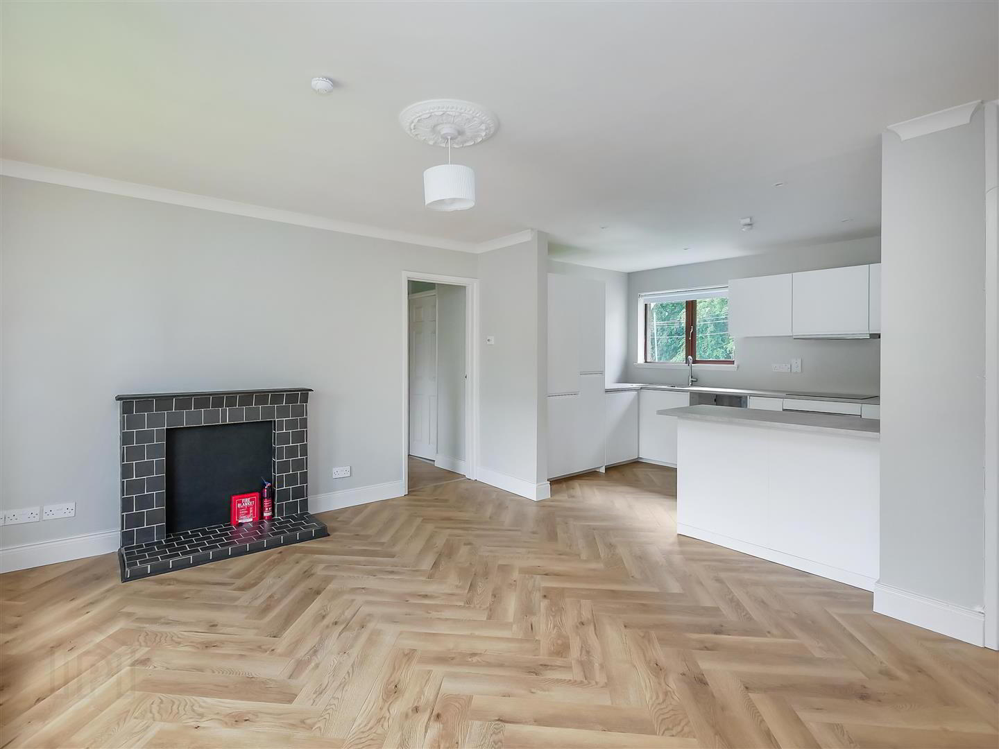 145b Belvoir Drive 3 of 10