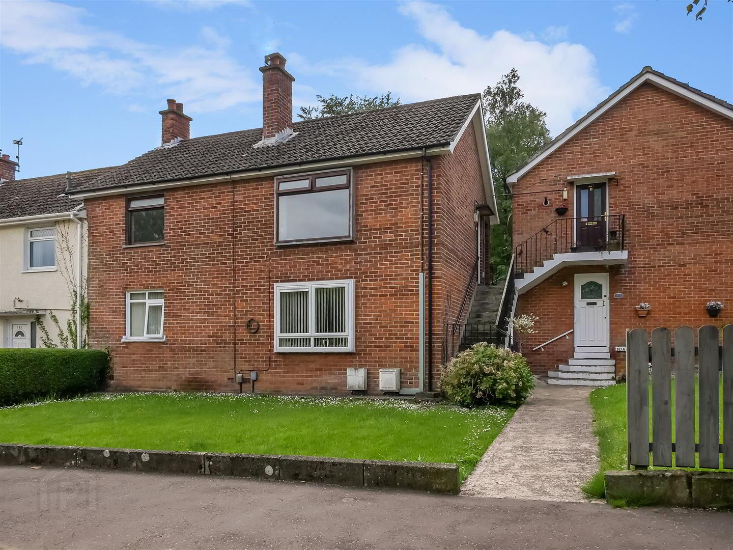 145b Belvoir Drive 1 of 10