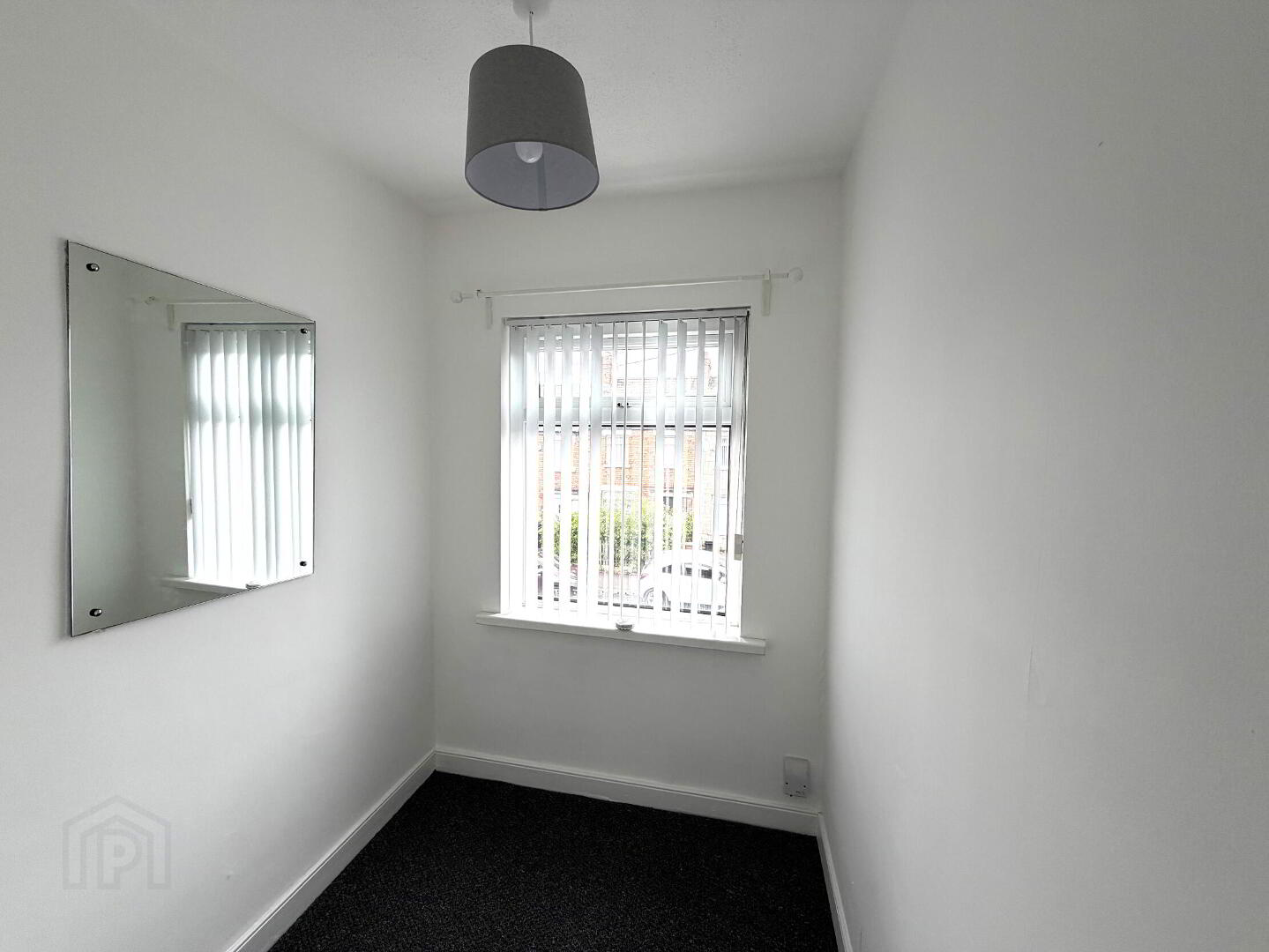 52 Sandbrook Park 9 of 10