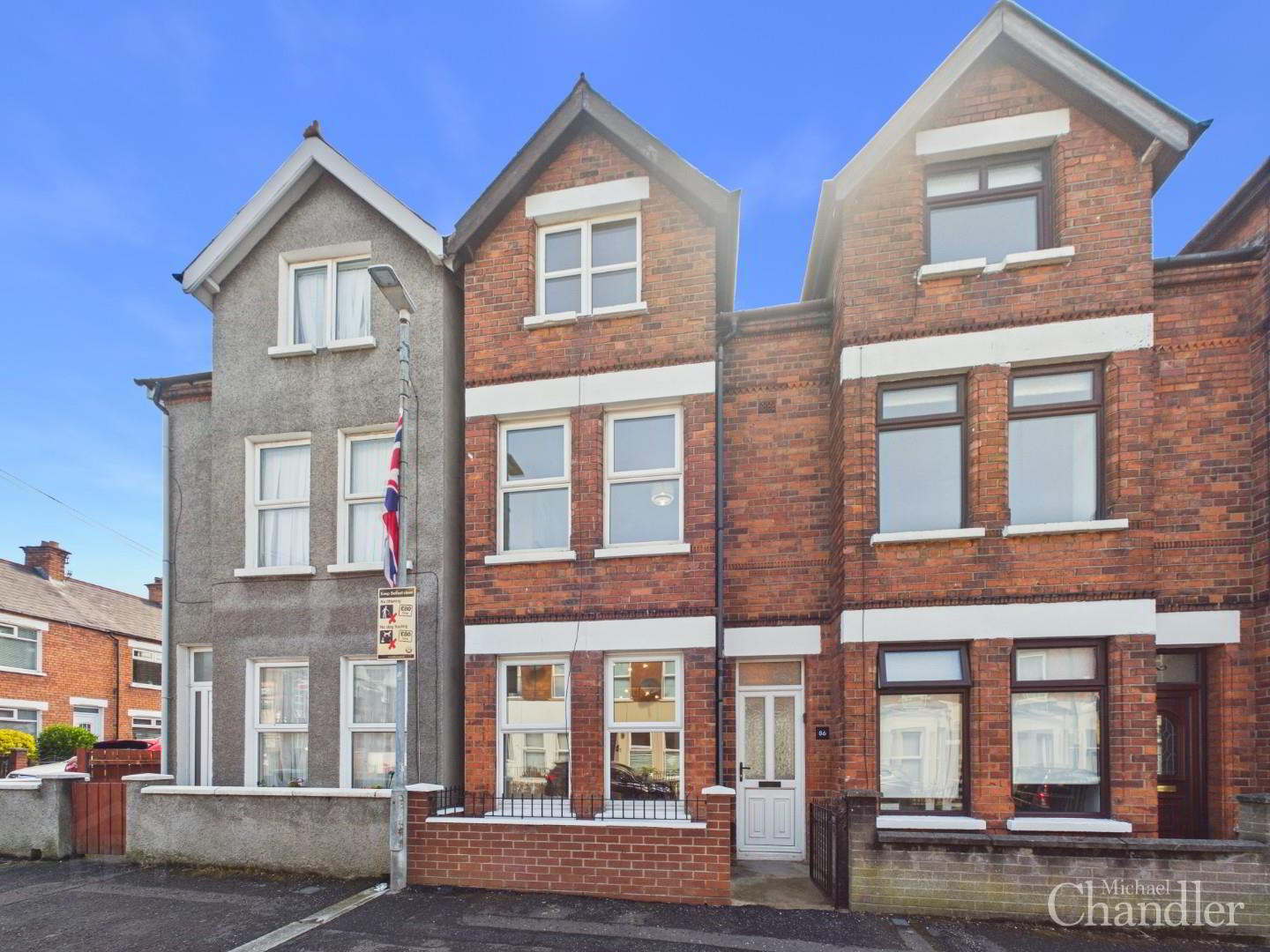86 Dunraven Avenue 1 of 21