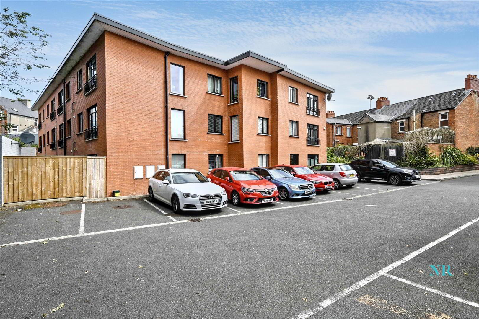 Apt 14, 39A Dundela Crescent 2 of 14