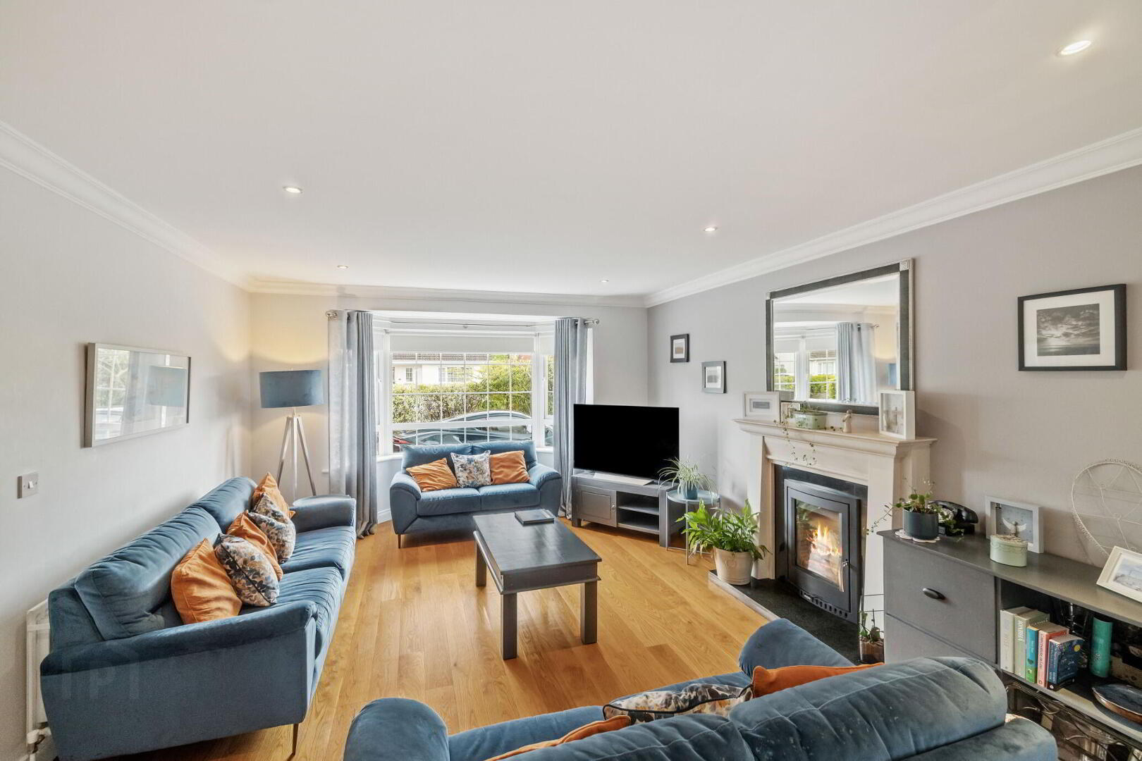 103 Rathmount 2 of 17