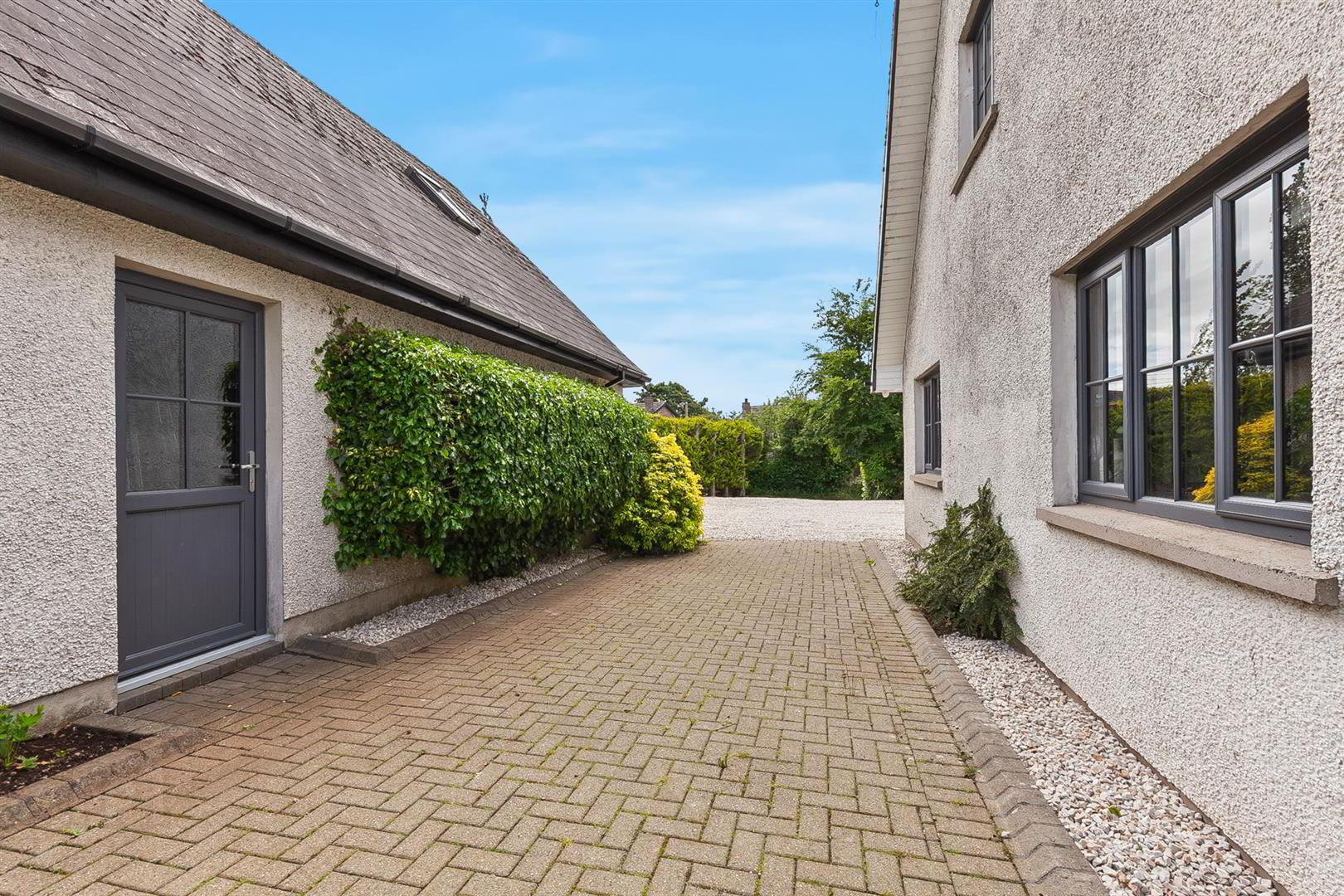 19 Millbank Road 50 of 51