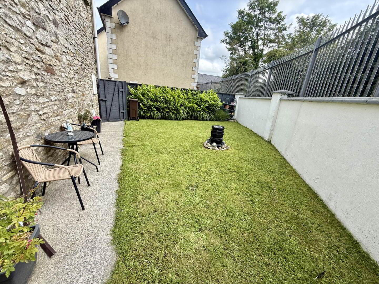 7 Wallace Court 2 of 32