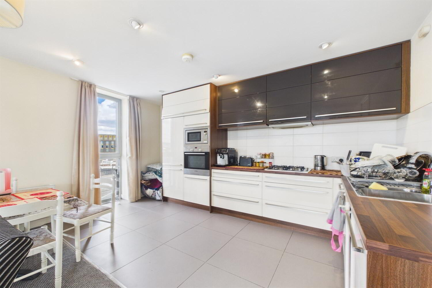Apartment 12.03 The Arc 2K Queens Road 3 of 9