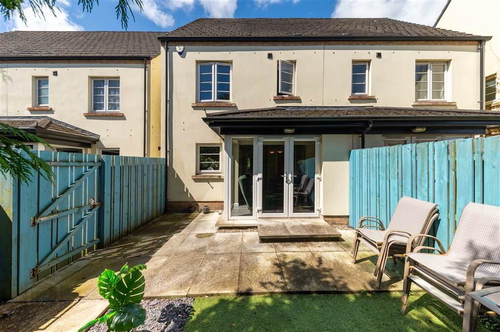 4 Eaton Court 24 of 25