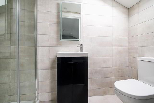 Apt 2, 19 Belfast Road 8 of 8