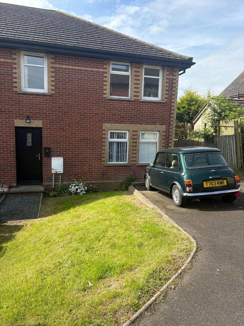 48 Willowbrook Park 1 of 13