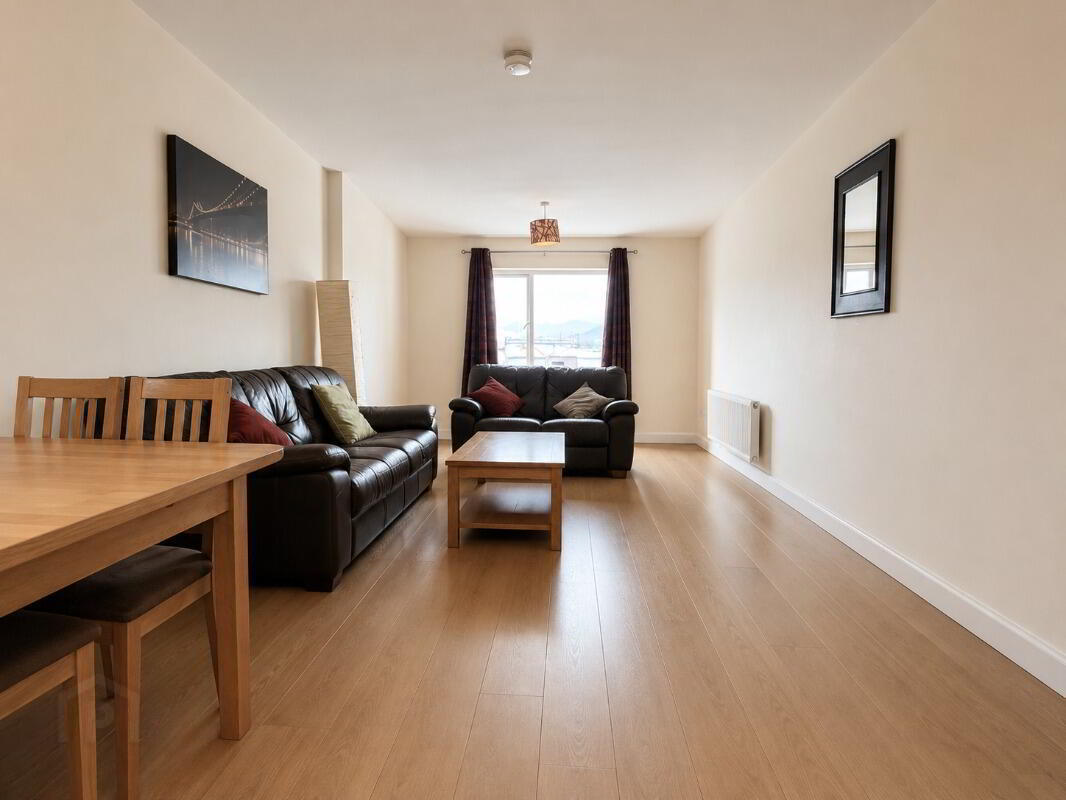 414 College Court Central 3 of 10