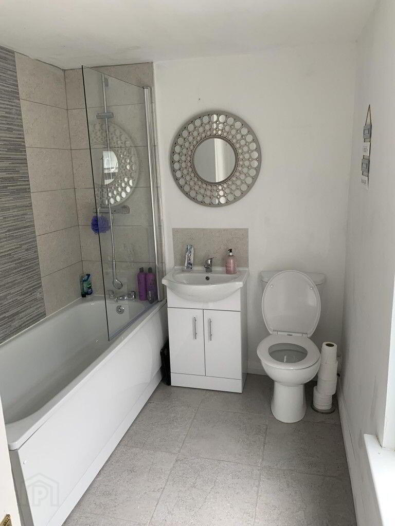 13 Ravenscroft Street 9 of 10