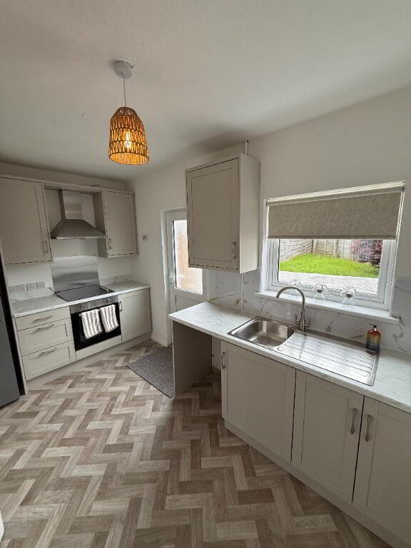 3 Colban Crescent 3 of 11