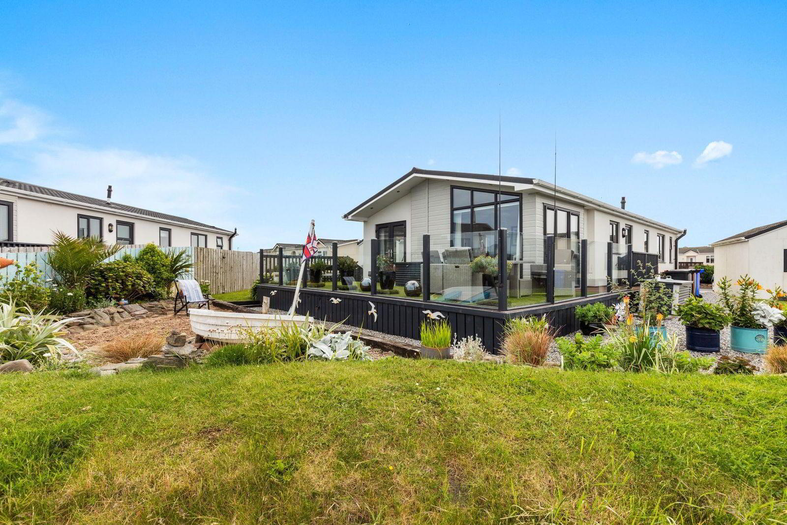 39 Seahaven Crescent 2 of 37