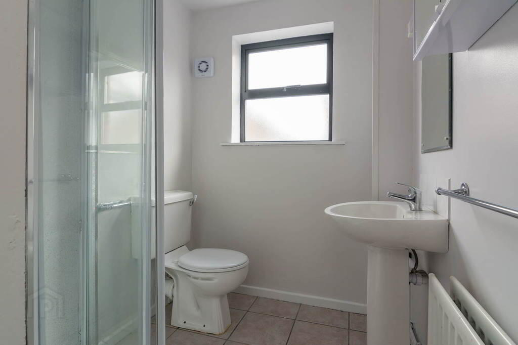 Apt 1, 43 Sandhurst Drive 8 of 9