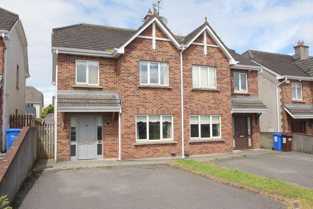 13 Chancery Park Way 2 of 10