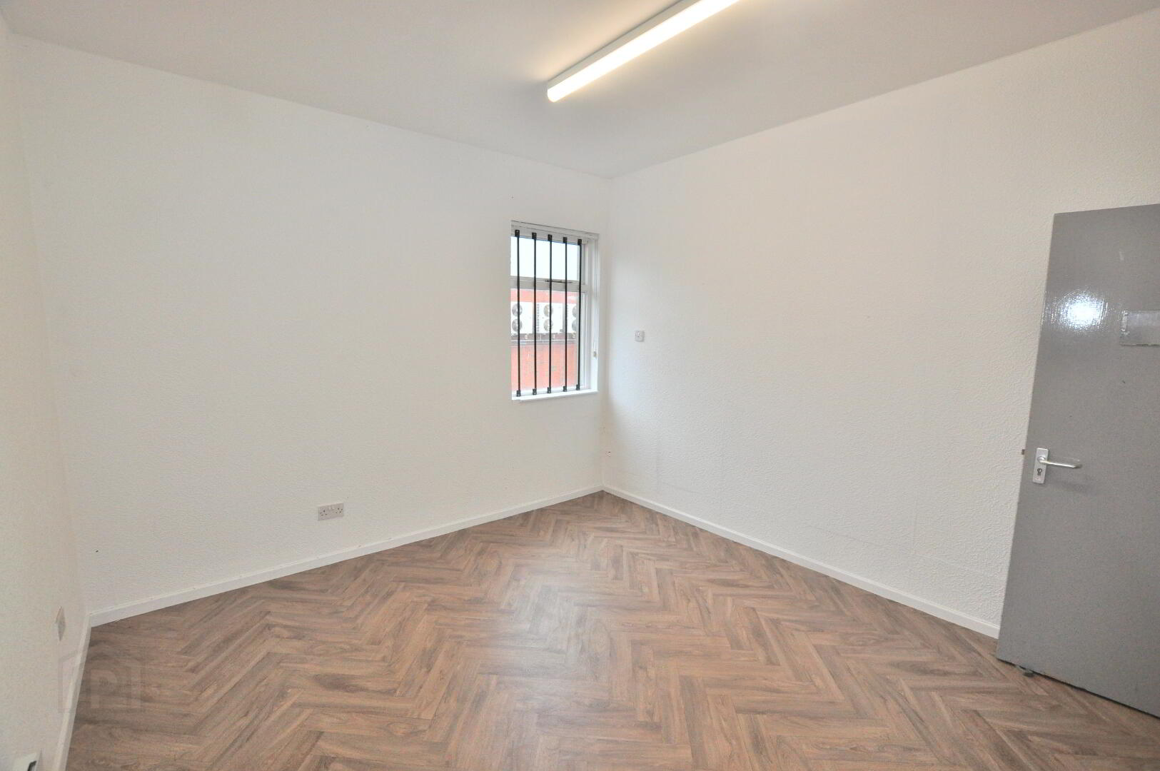 Offices To Let, 111A Bloomfield Avenue 11 of 11