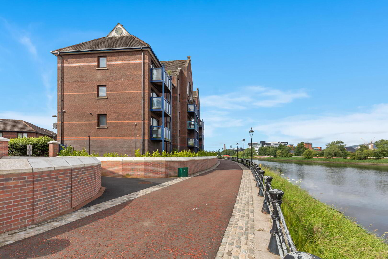 3 Ravenhill Reach Mews 16 of 16