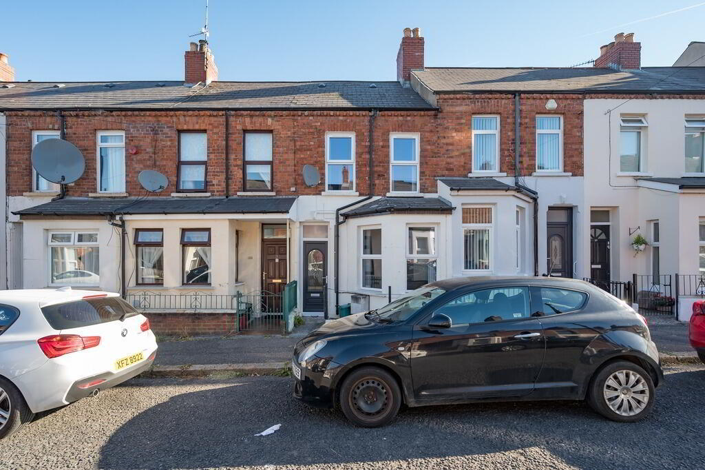 23 Lisburn Avenue 1 of 9