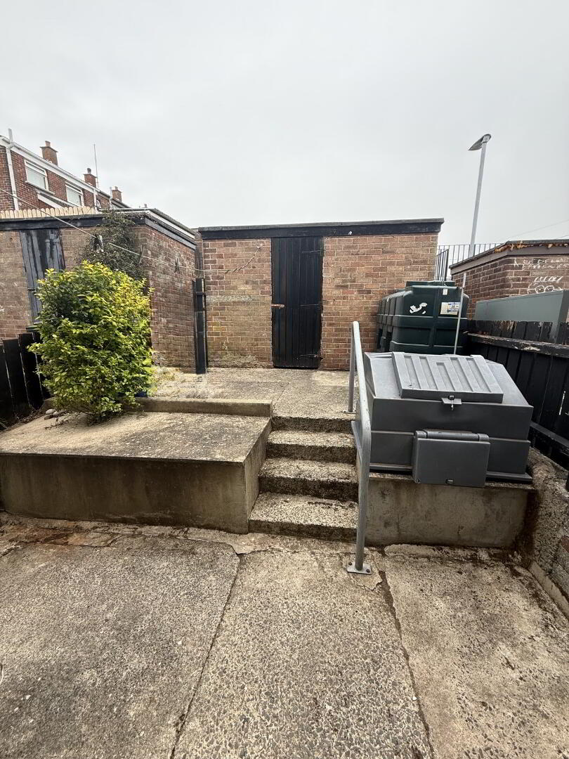 Highbury Avenue 12 of 12