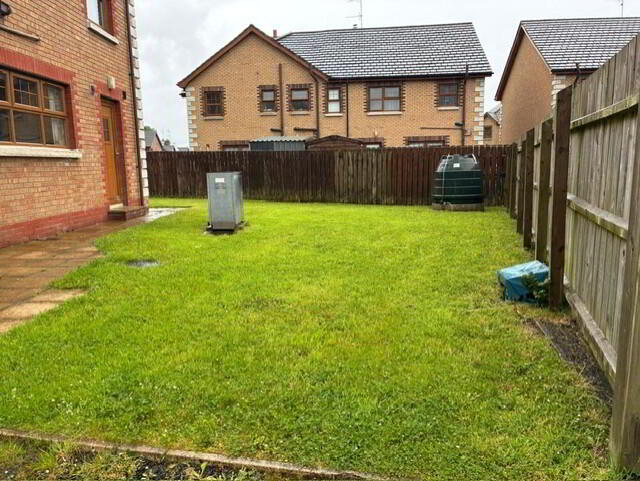12 Hawthorne Road 16 of 17