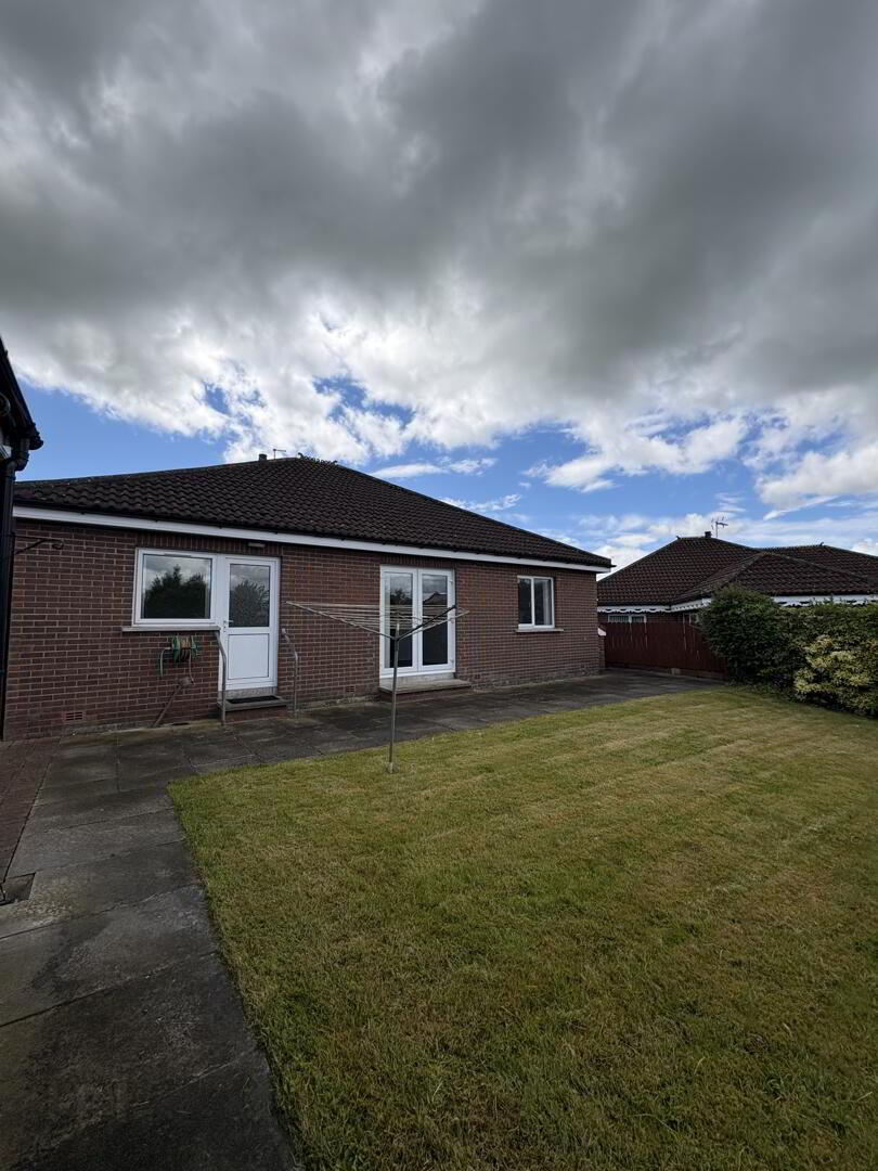 6 The Spires Crescent 19 of 19