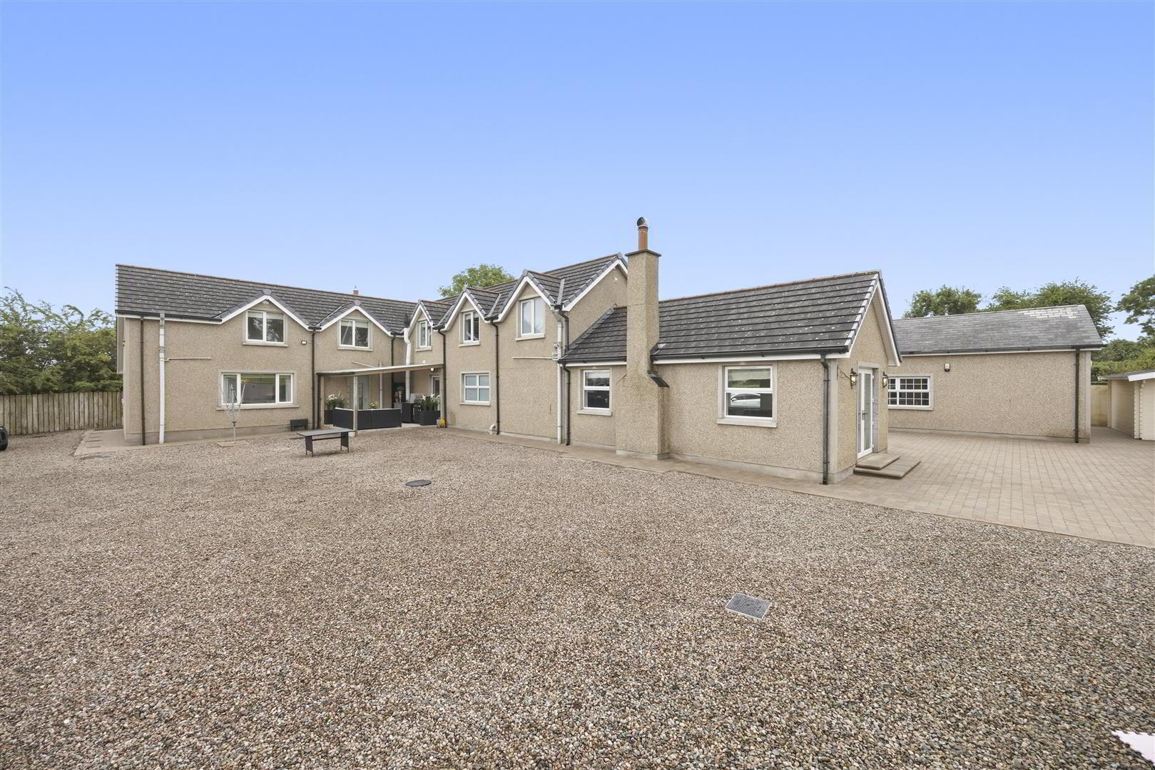 38 Tully Road 1 of 72