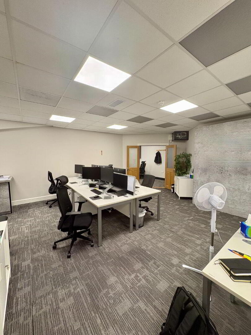 Office, 4 And 5 Lakeview Point 7 of 8