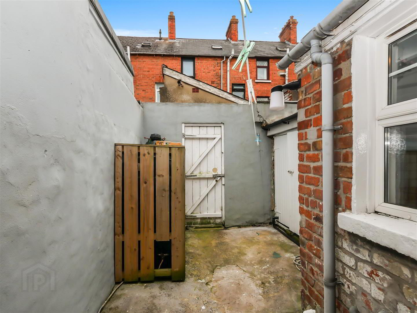 18 Titania Street 20 of 21