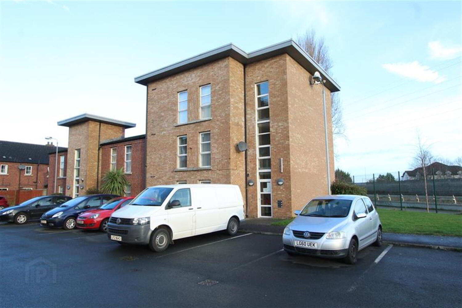 Apt 7 6, Lewis Mews 1 of 9
