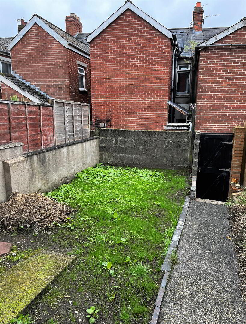 9 Willowfield Parade 12 of 12
