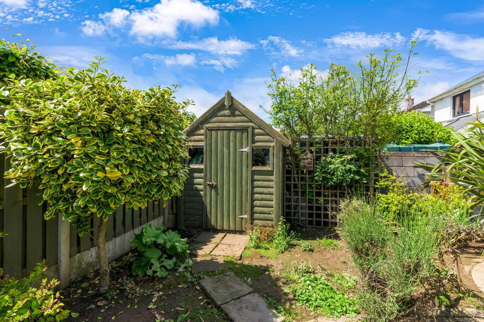 1 Knightsfield Crescent 51 of 52