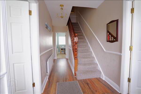 Fairfield Avenue 2 of 23