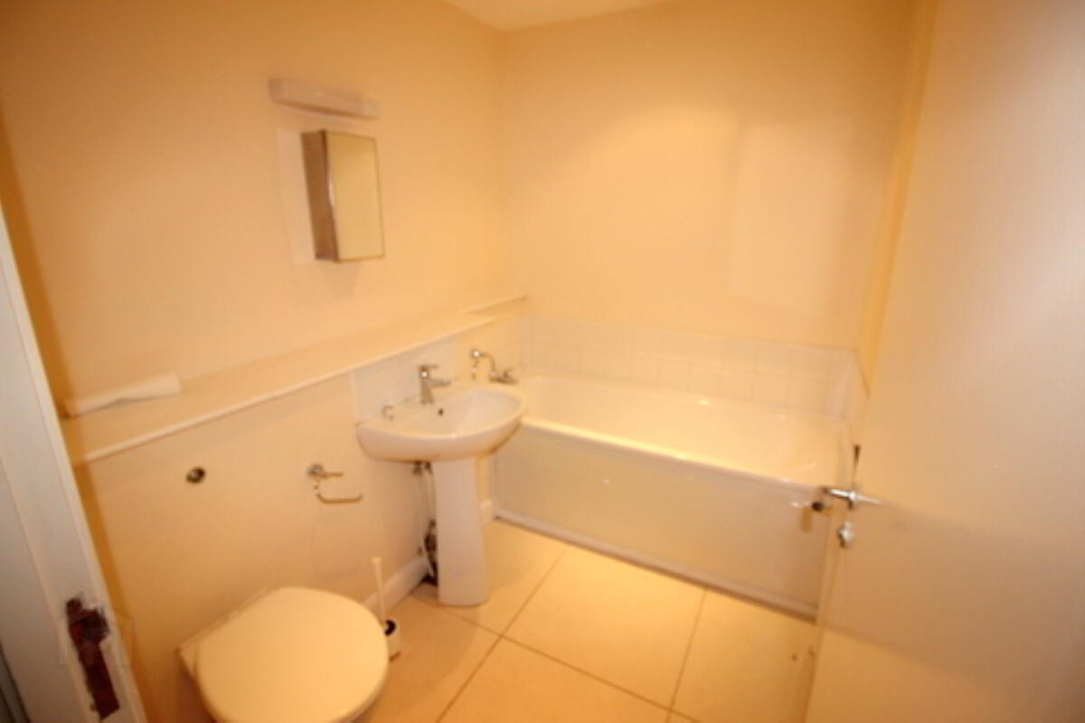 Apartment 201 College Central 7 of 7